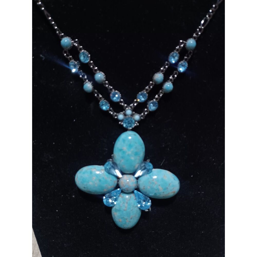 PRIDE OF FASHION JEWELRY Silver-Toned Necklace w/ Floral Pendant , 16 - Picture 2 of 4